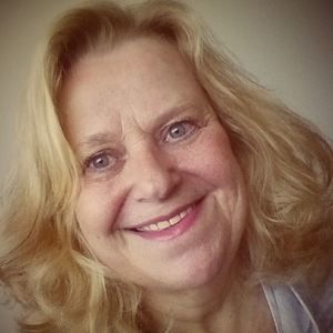 Meet your Posher, Pam